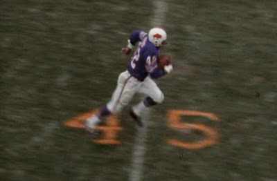 Byrd races for his pick six